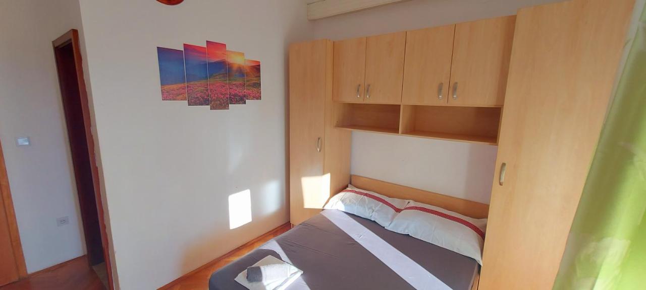 Apartmani Andrija Živogošće 外观 照片