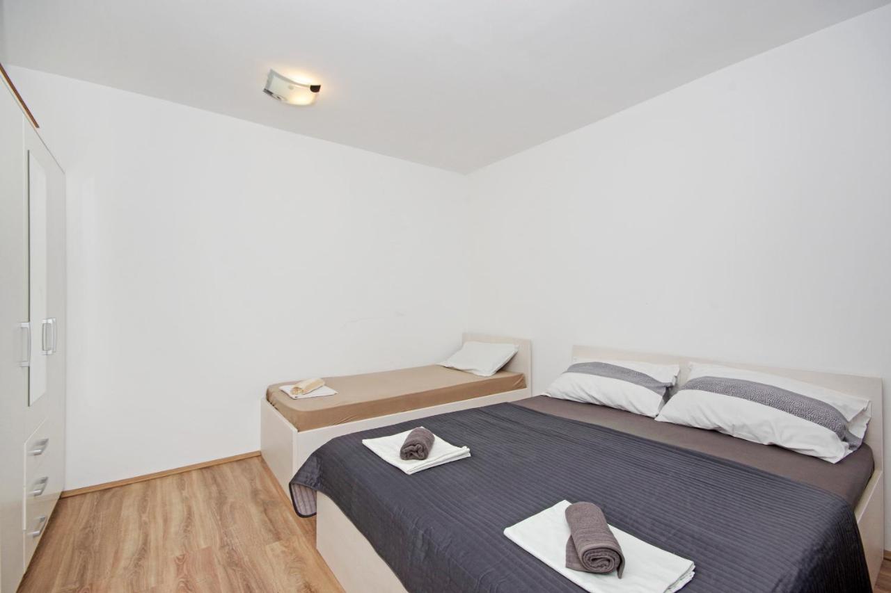 Apartmani Andrija Živogošće 外观 照片