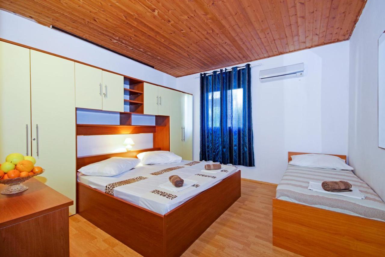 Apartmani Andrija Živogošće 外观 照片