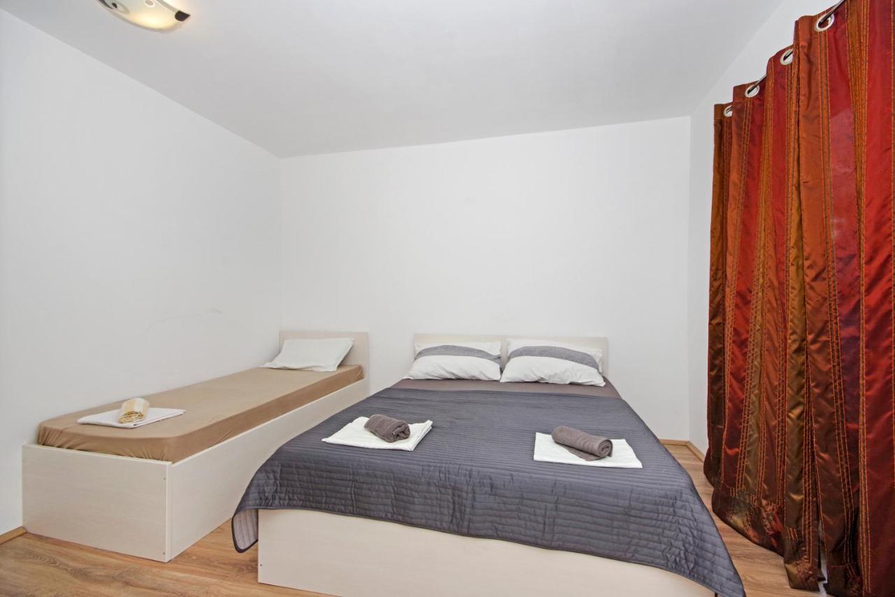 Apartmani Andrija Živogošće 外观 照片