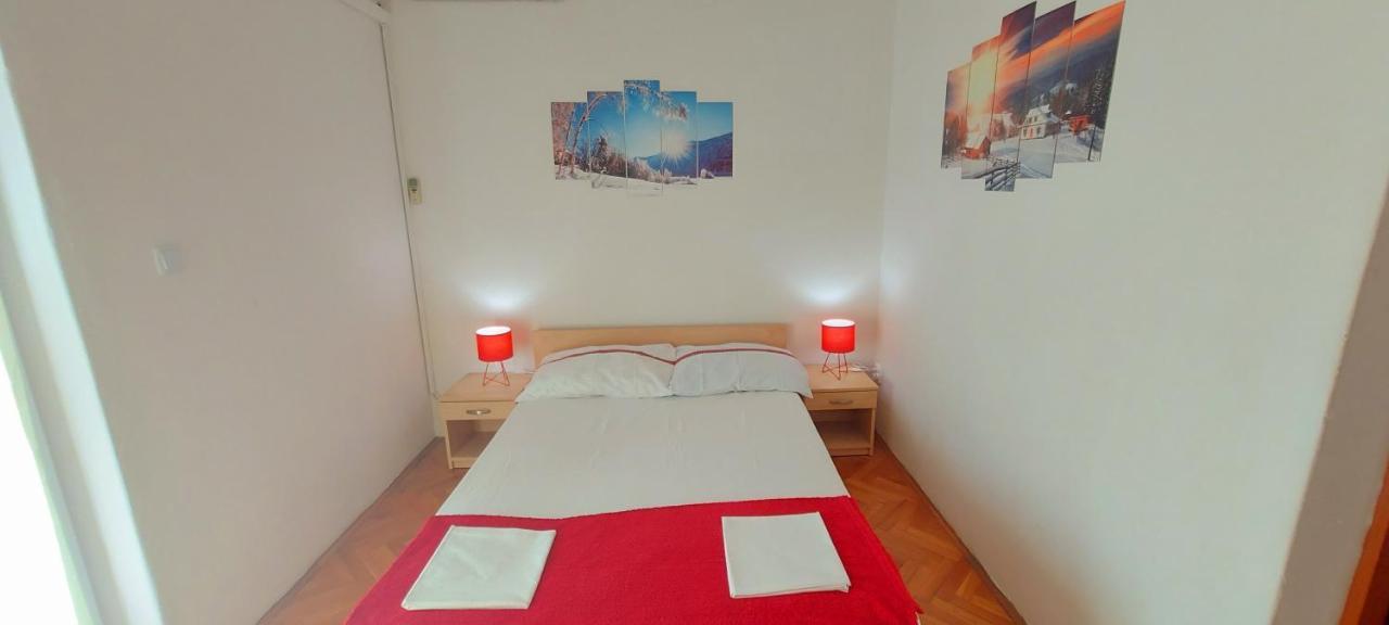 Apartmani Andrija Živogošće 外观 照片