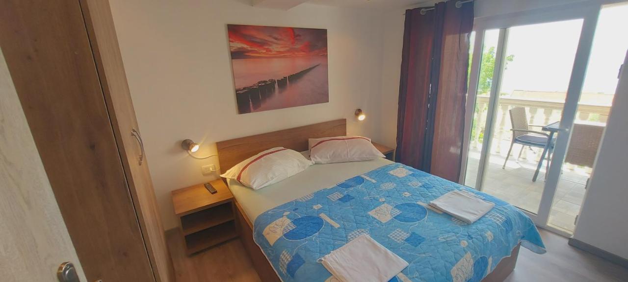 Apartmani Andrija Živogošće 外观 照片