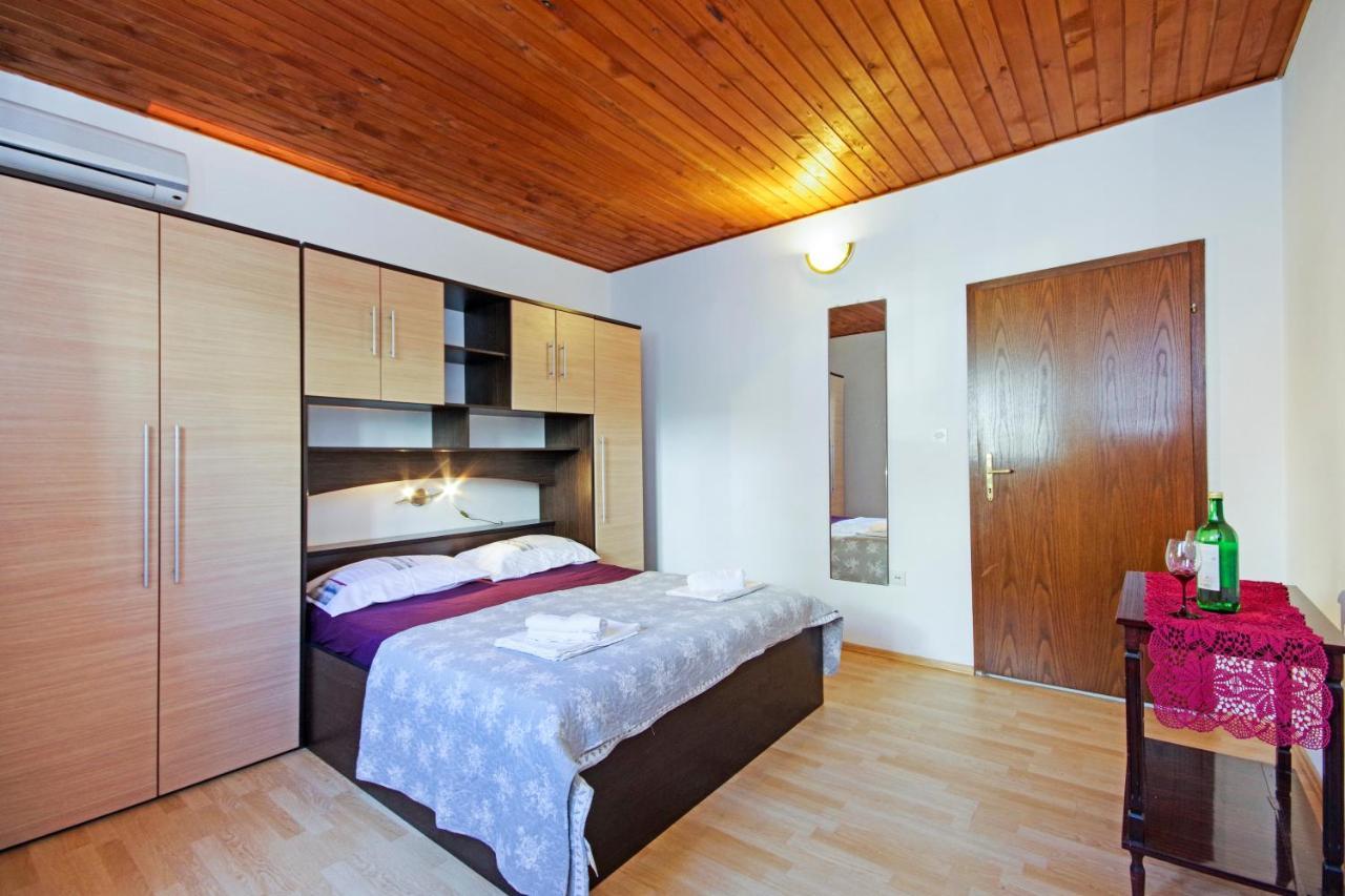 Apartmani Andrija Živogošće 外观 照片